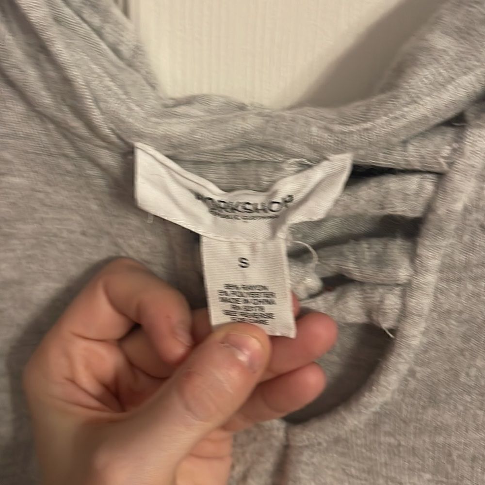 Workshop hoodie sweater EUC Size Small - Picture 3 of 6